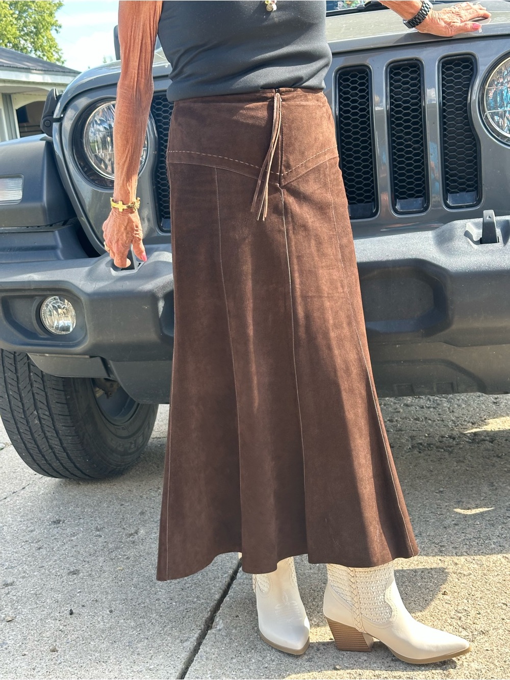 Vintage Brown Suede Leather Maxi Skirt. - Picture 5 of 9